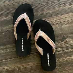 Union Bay dressy flip flops!